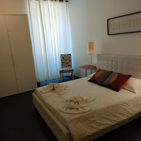 Royal 22 Guest house *